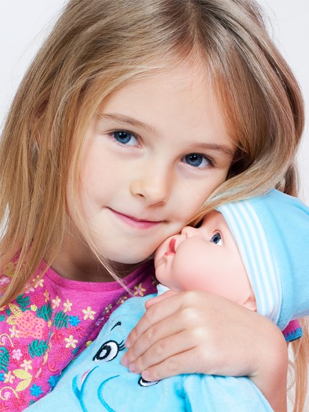 Poľsky hovoriaca a spievajúca detská bábika PlayTo Agatka 46 cm Ružová