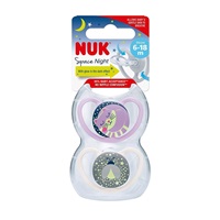 Dojčenský cumlík NUK Space Nights 6-18m 2ks/BOX chlapec