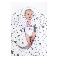 Univerzálny dojčiaci vankúš v tvare C New Baby XL Zvieratká biely
