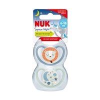 Dojčenský cumlík NUK Space Nights 6-18m 2ks/BOX chlapec