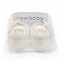 Dojčenské saténové capačky New Baby Ivory Flowers 3-6 m