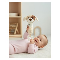 Plyšové hrkálka s pískatkom Baby Mix – psík hnedý