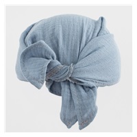 Detská letná mušelínová šatka so šiltom New Baby blue