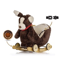 Hojdací psík s melódiou a kolieskami Milly Mally Polly Plus Brown Dog